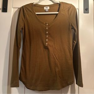 Old Navy button Henley LS Tee